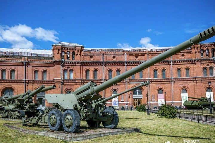El-Museo-de-Artillería-de-San-Petersburgo-1-4